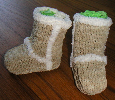 Knitted Baby Booties Pattern by 1UncoolChickKnits on Etsy